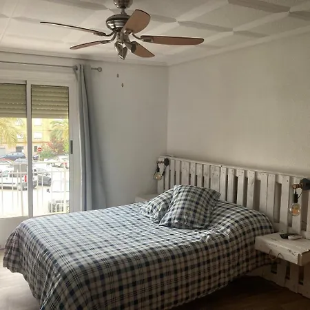 ホームステイ Casa Sempere エルチェ